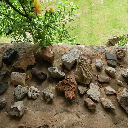 In Vezere Valley Near Lascaux Caves, Cleaning Included